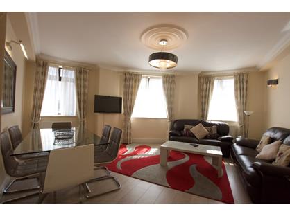 2 Bed Flat, Dudley Court, W1H