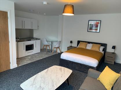 Studio Flat, Redforde House, DN22