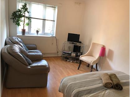 Room in a Shared Flat, Adam Court, SE11
