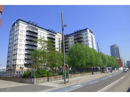 Room in a Shared Flat, Central House, E15