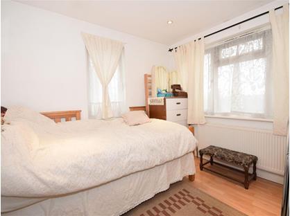 Room in a Shared House, Hillcross Avenue, SM4