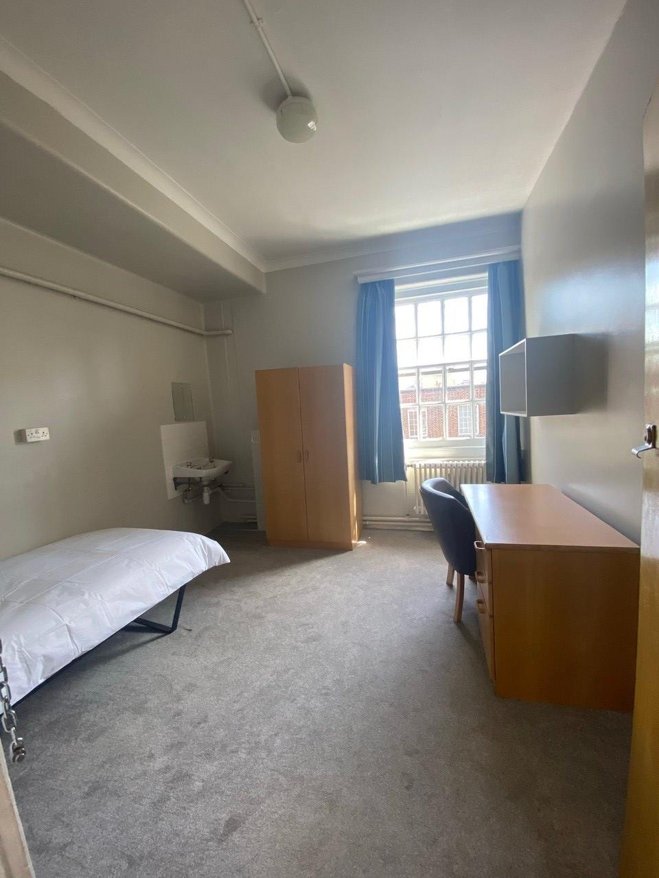 Room in a Shared Flat, Devonshire Street, W1G photo 3