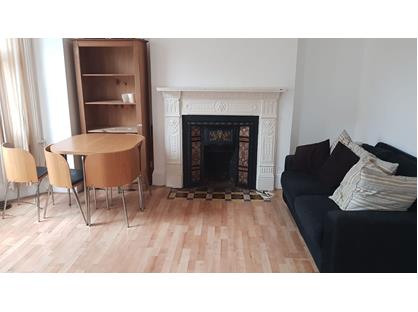 Room in a Shared Flat, Latchmere Road, SW11