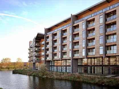 3 Bed Flat, Roach Road, E3