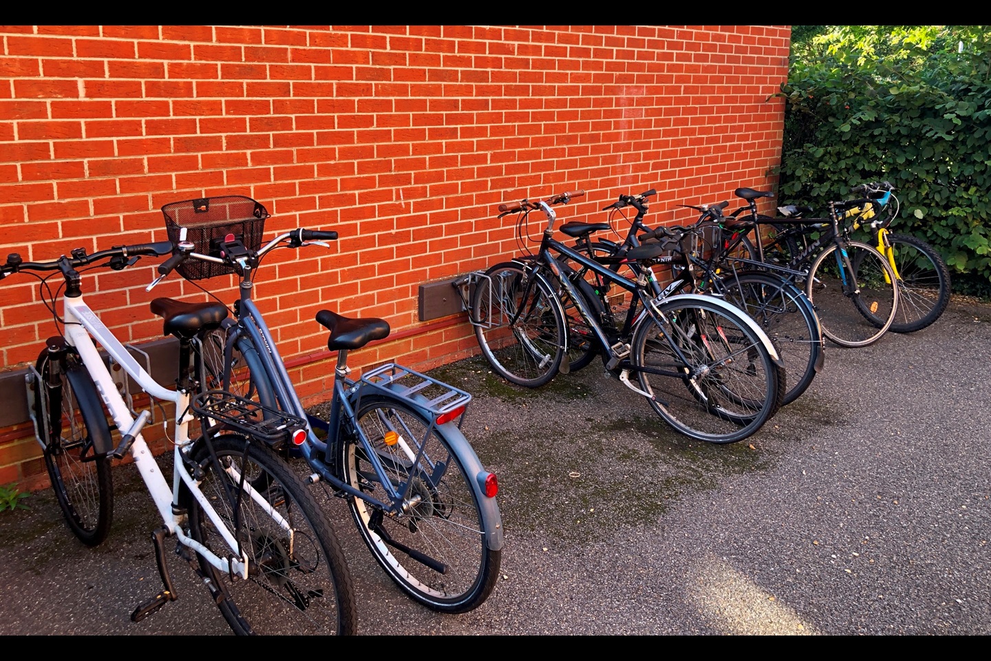 2 Bed Flat, Blackthorn Close, CB4 photo 3