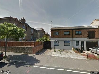 Room in a Shared Flat, Lilburne Court, SW15