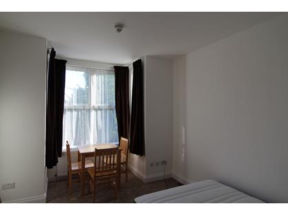 Studio Flat, At 387B Bowes Road, N11