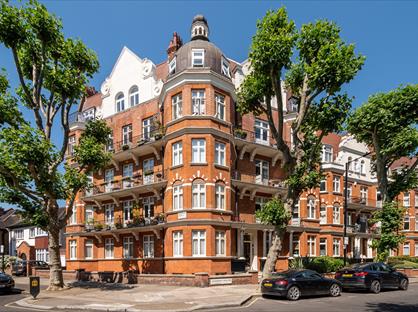 3 Bed Flat, Lauderdale Mansions, W9