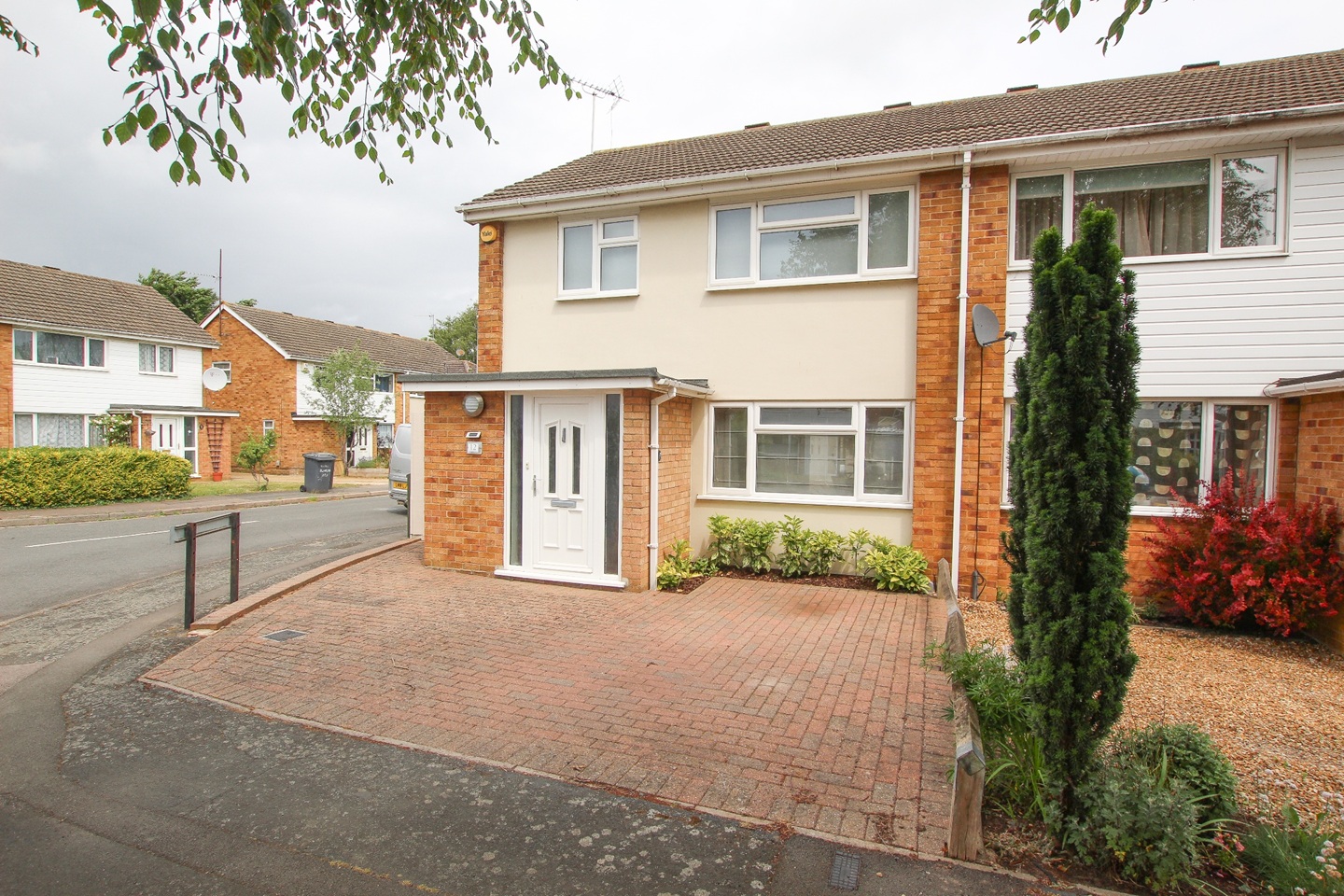 Additional image 3 of 3 Bed Semi-Detached House, Brownlow Road, CB4, N1 7GU