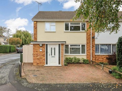 3 Bed Semi-Detached House, Brownlow Road, CB4