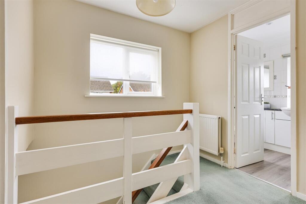 Additional image 16 of 3 Bed Semi-Detached House, Brownlow Road, CB4, N1 7GU