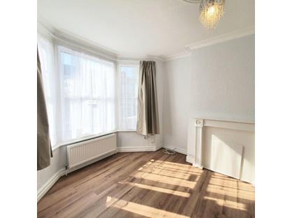 2 Bed Flat, Meads Road, N22