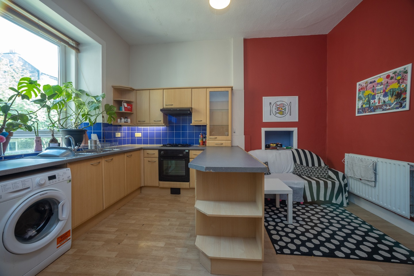 2 Bed Flat, Wardlaw Place, EH11