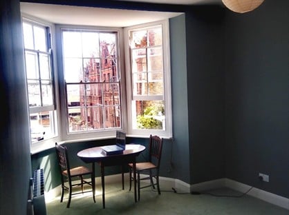 1 Bed Flat, Rose Hill, CT11