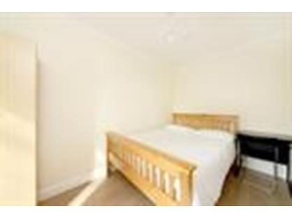 Room in a Shared Flat, Twyford Abbey Road, NW10