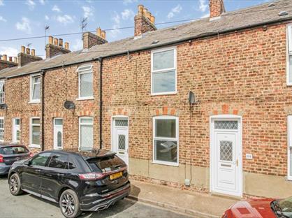 2 Bed Terraced House, Norwood Grove, HU17