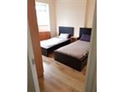 Room in a Shared House, Glenister Park Road, SW16