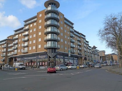 2 Bed Flat, High Street, TW13
