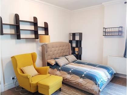 Room in a Shared House, Meteor Road, SS0