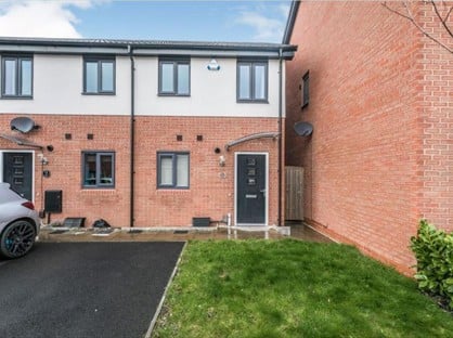 2 Bed End Terrace, Stokesay Close, B37