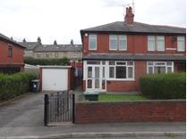 3 Bed Semi-Detached House, Holyoake Avenue, WF17