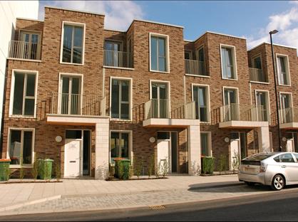 3 Bed Terraced House, Starboard Way, E16