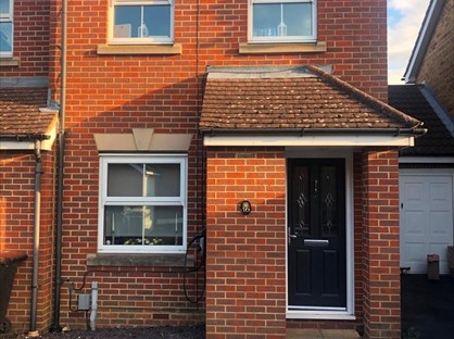 2 Bed End Terrace, Wraysbury Close, LU4