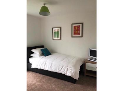 Room in a Shared House, Calvers, WA7