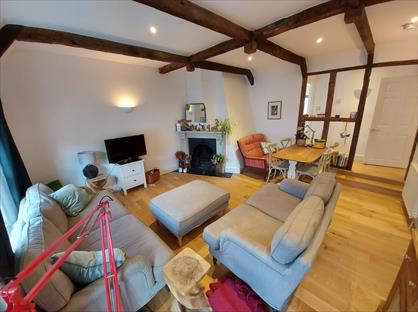 2 Bed Flat, Wolsey House, SN8