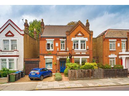 2 Bed Flat, Pepys Road, SW20