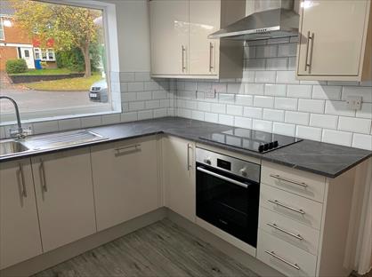 3 Bed Semi-Detached House, Hillman, B77