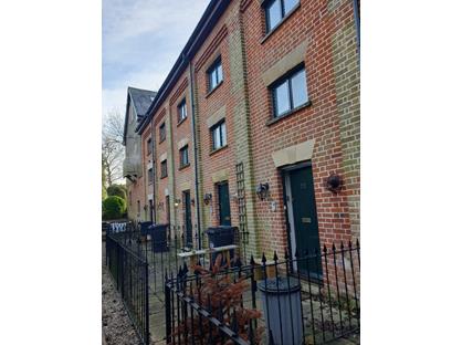 2 Bed Terraced House, Percival Court, CM23