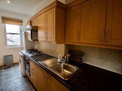 3 Bed Flat, Brixton Road, SW9