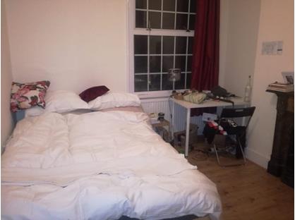 Room in a Shared Flat, Landor Road, SW9