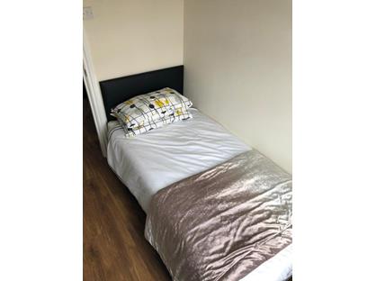 Room in a Shared House, Arnold Road, N15