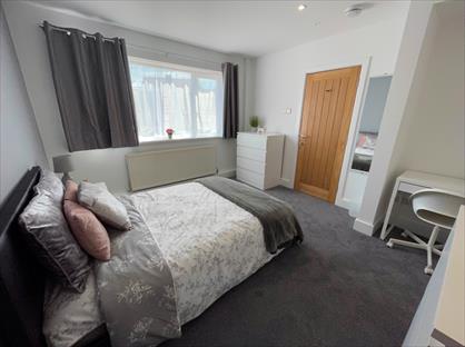 Room in a Shared House, Western Road, DE3