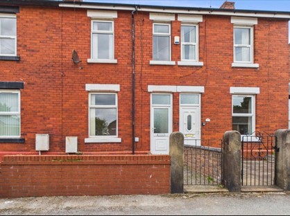 4 Bed Detached House, Queen St, L39