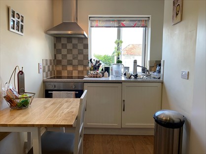 1 Bed Flat, Phipps Road, OX4