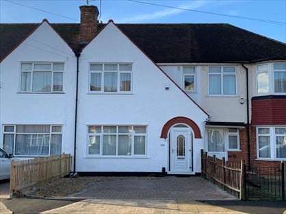 3 Bed Terraced House, Merton Avenue, UB10
