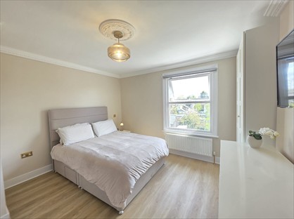 1 Bed Flat, Palace Grove, BR1