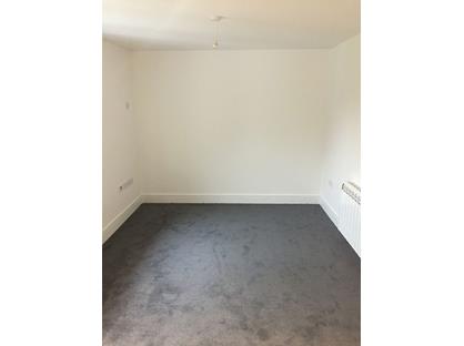 1 Bed Flat, St. Georges Court, LU6