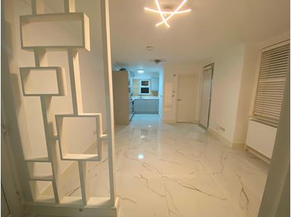 2 Bed Flat, Stanley Road, E18