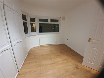 2 Bed Flat, Wrythe Lane, SM5