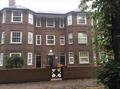 3 Bed Flat, Muirhead Avenue, L13