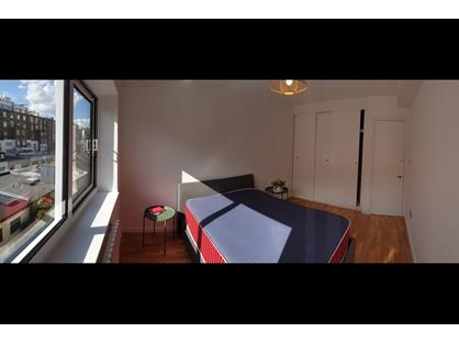 1 Bed Flat, Gloucester Terrace, W2