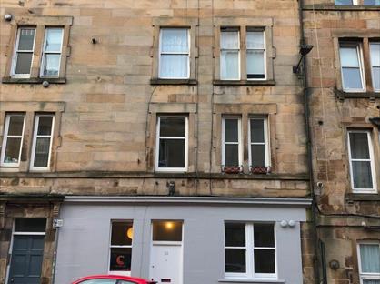 1 Bed Flat, Yeaman Place, EH11