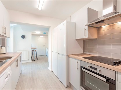 5 Bed Terraced House, Chantry Mead Road, BA2