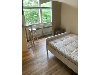 Studio Flat, Hilldrop Rd, N7