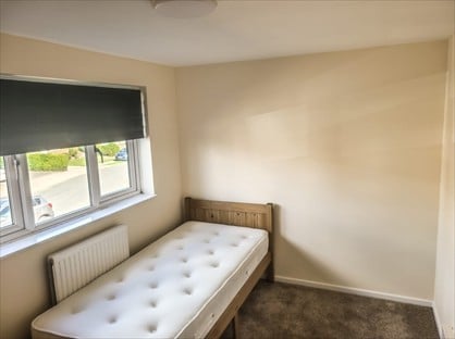 3 Bed Detached House, Intalbury Avenue, HP19