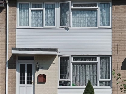 3 Bed Terraced House, Chatham Grove, ME4